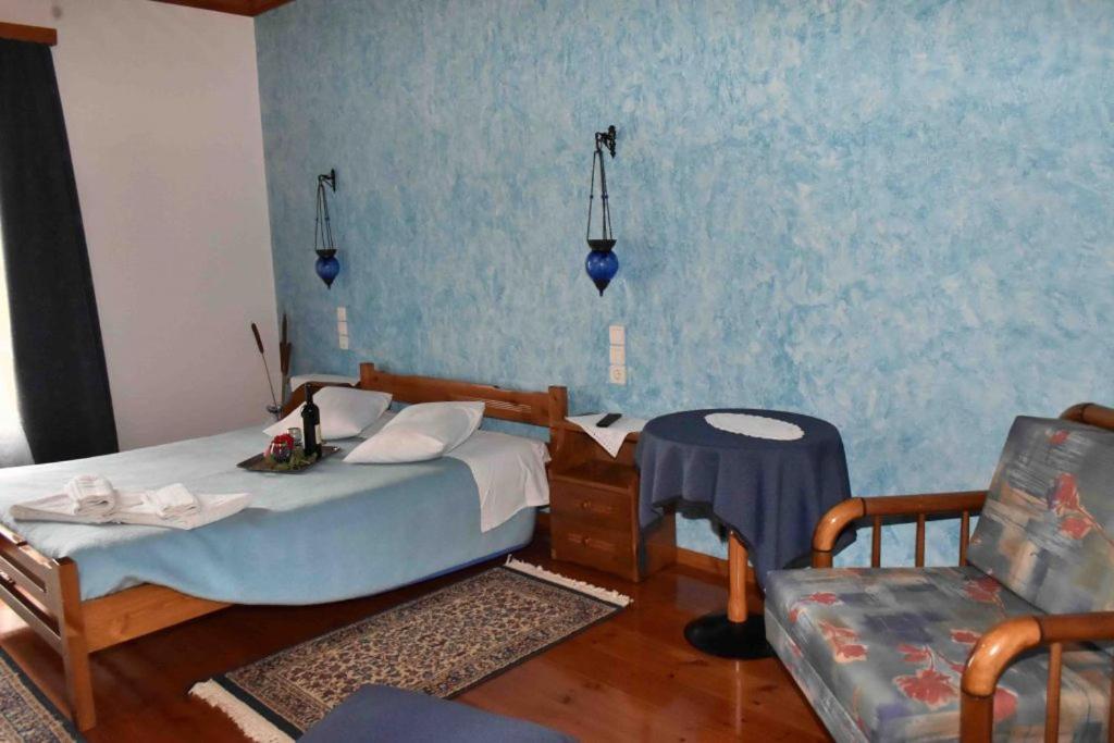 Hotel Faraggi 切佩洛沃 外观 照片